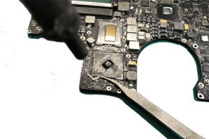 Замена микросхемы Macbook Замена микросхемы Macbook